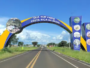 Letreiro na entrada de Costa Rica