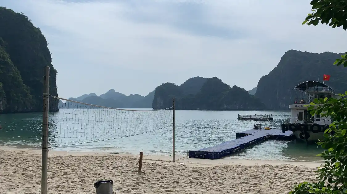 Các khách sạn gần Castaway Island