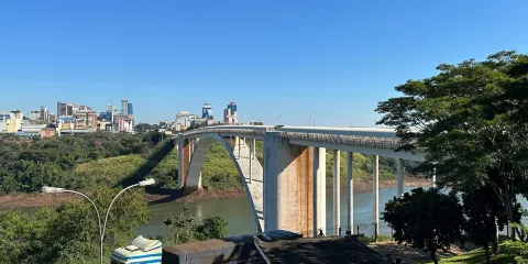 Ponte Internacional da Amizade