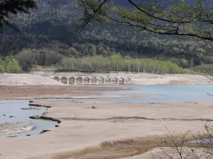 Observation Deck for Taushubetsu Bridge