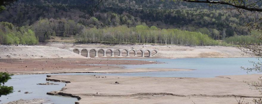 Observation Deck for Taushubetsu Bridge