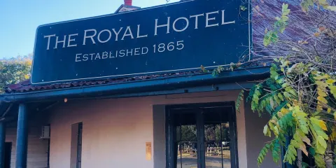 Gundog Cork Street Cellar