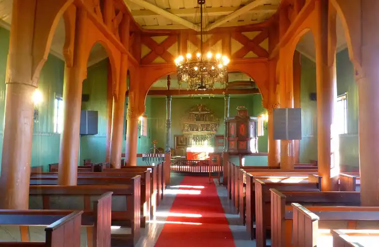Hotels in Oystre Slidr Municipality