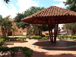 Plaza Principal Germán Busch Becerra