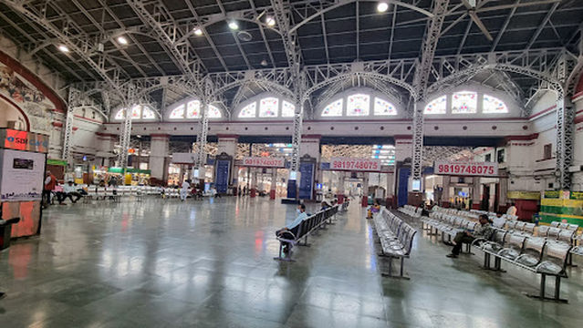 Mumbai railway station