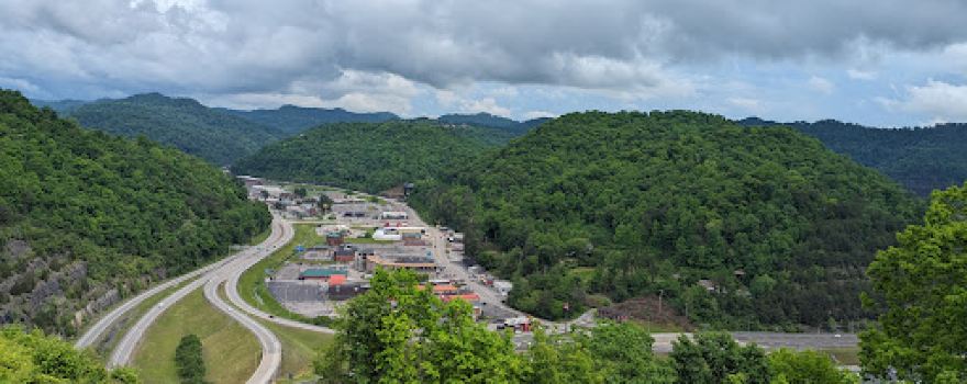 Pikeville Cut-Through Overlook