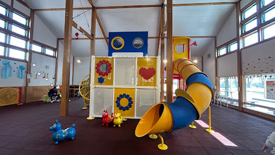 Ponpoko Yama Park Center