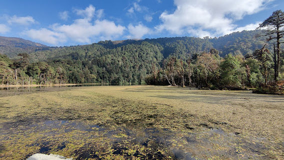 Ramaroshan Lake