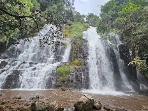 Chutes de la Karera Falls