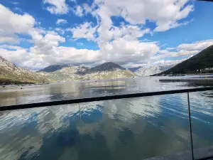Morinjska plaža