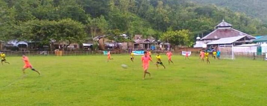 Lapangan Desa Pela