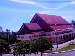 Auditorium Regent Office Parigi Moutong