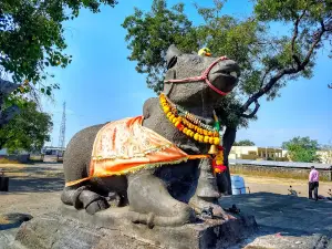 Hemadpanthi Manakeshwar Temple