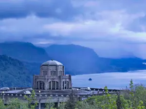Vista House at Crown Point