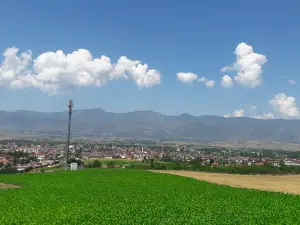 Tepeşehir havuz