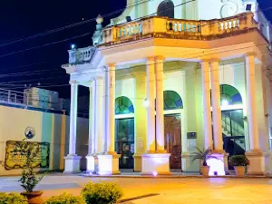 Plaza Juan Bautista Alberdi