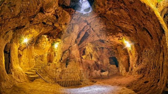 Подземный город в Деринкую