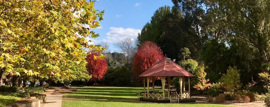 Leighton Gardens