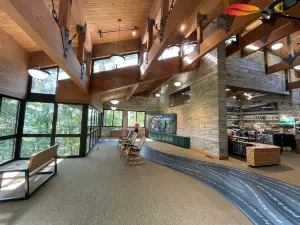 Canyon Rim Visitor Center