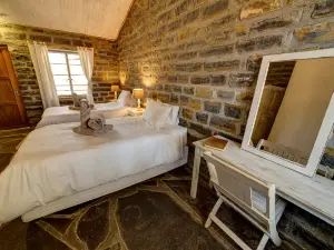 Neuras - N/a'an ku se Wine and Wildlife Estate