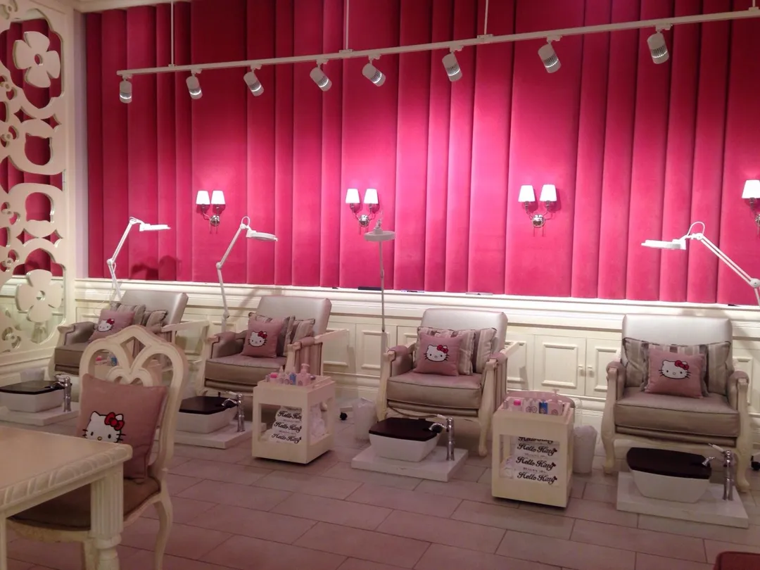 2_Hello Kitty Beauty Spa