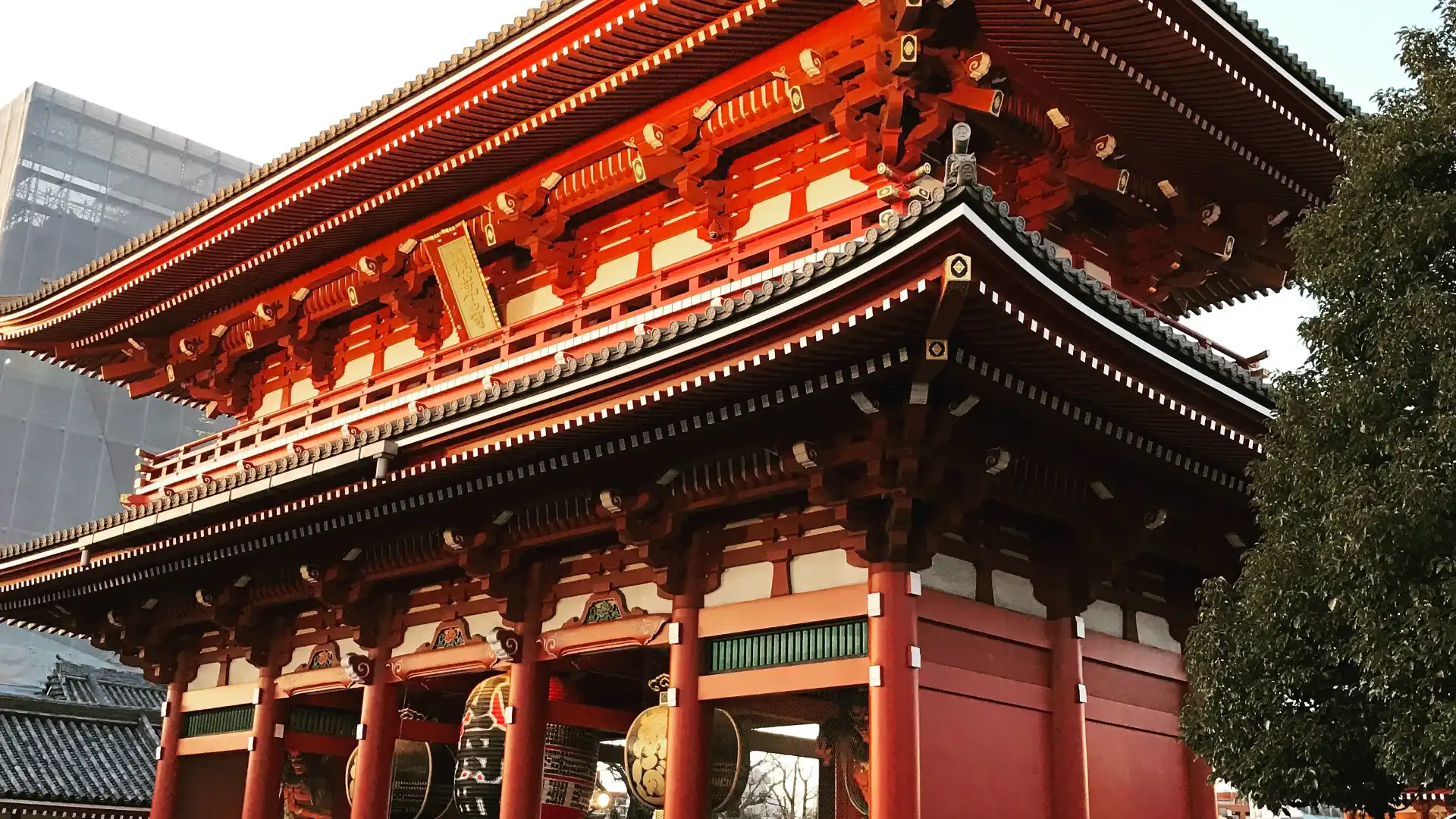 専崇寺周辺のホテル