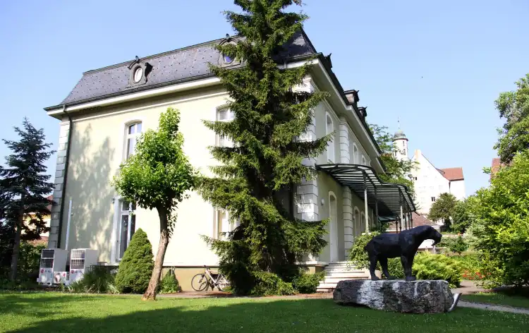 Hotels in der Nähe von JURASSICA Museum