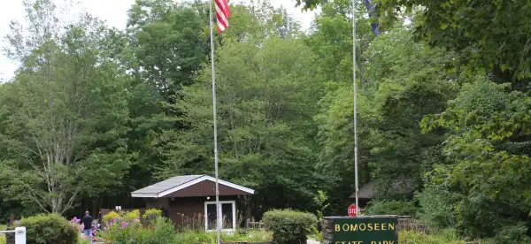 Hotels in Castleton