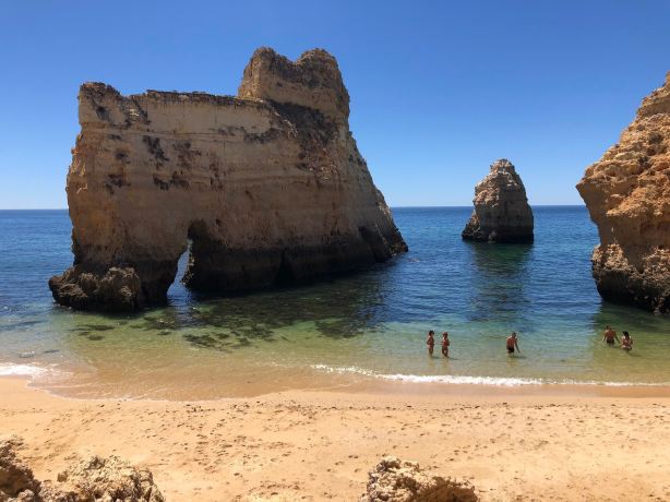 Praia Do Submarino