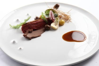 Installation Table ENSO L'asymetrie du calme