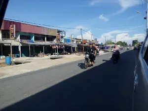 Pasar Sungai Kunyit