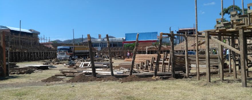 Plaza de los Mangos