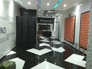 Underground Disco Bar