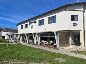 Divino Club & Lounge & Caffe
