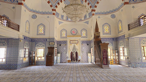Girne Cami