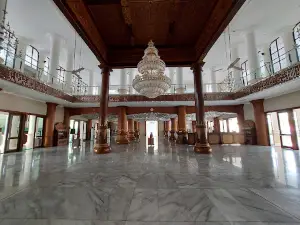 Masjid Agung Darussalam Bojonegoro