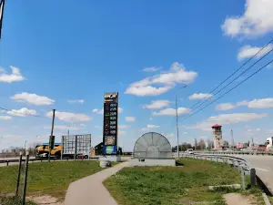 "Queen of the Gas Station" movie filming location