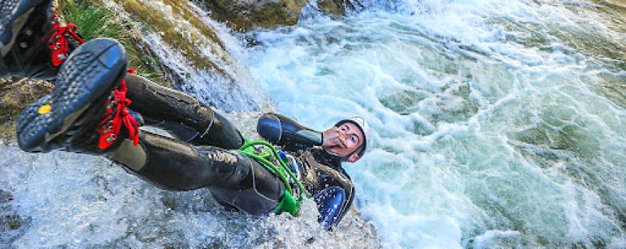 Canyon Canigou, Sortie Canyoning, Escalade, Via Ferrata Hire Mountainbike Electric