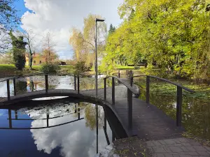 Kindler Botanical Garden