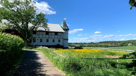 Alby gård