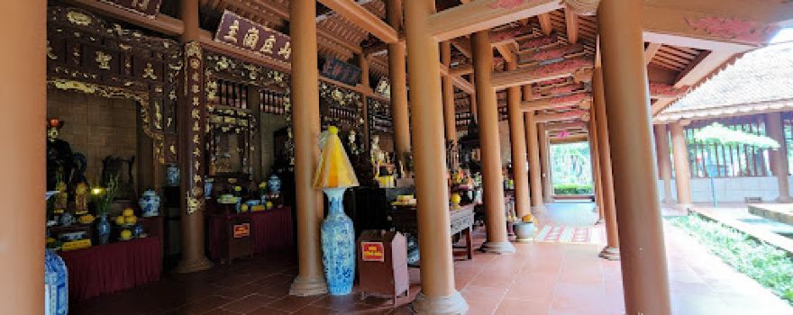 Bach Tuong Pagoda
