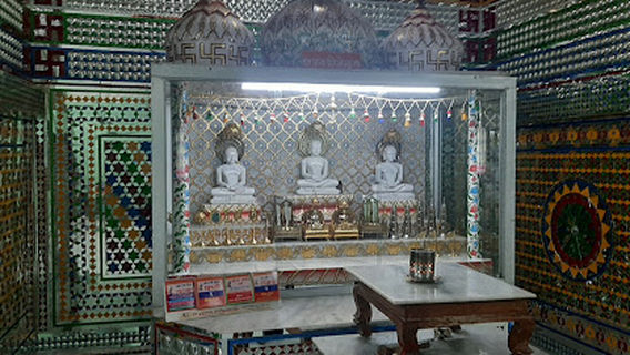 Adinath Digamber Jain Mandir Manthar