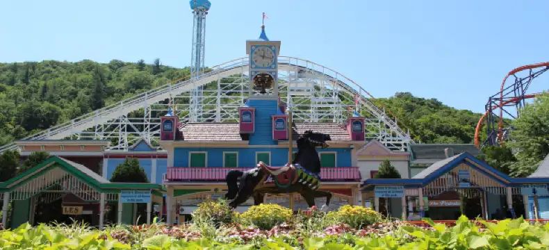 Hotels near Casey Field