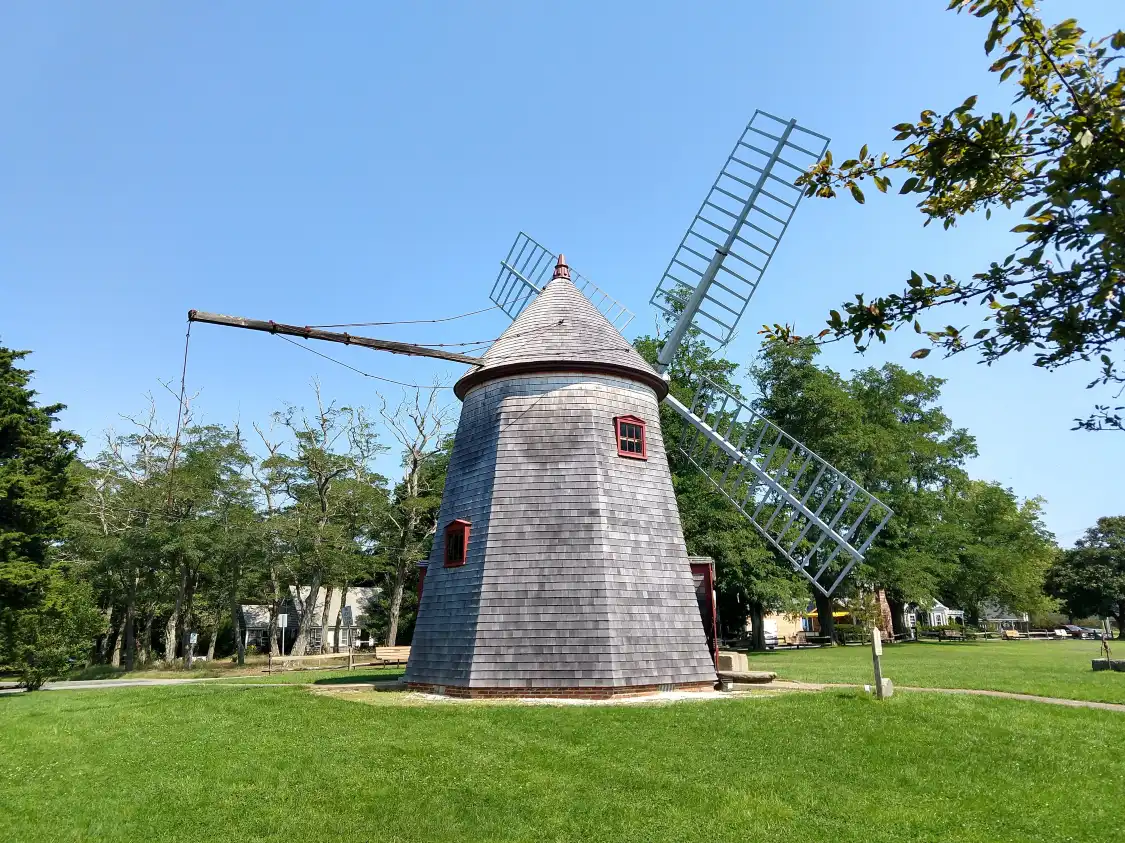 Hotel dekat Eastham Windmill