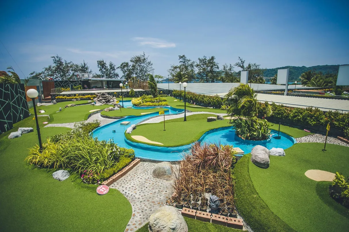 3_Patong Minigolf