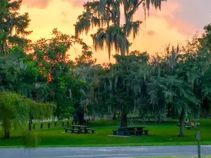 Lake End Park