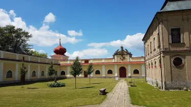 Kraliky