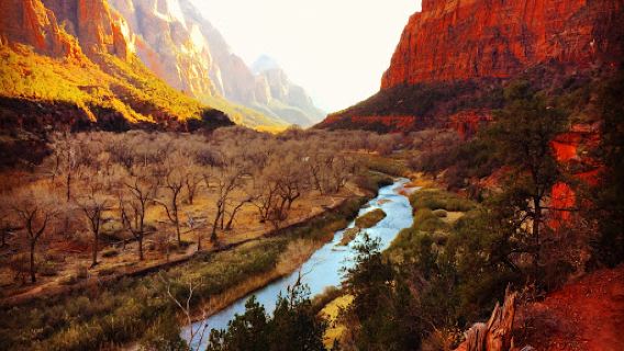 Emerald Pools Trailhead