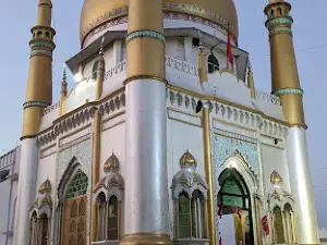 Rauza Maula Ali-Najaf-e-Hind.