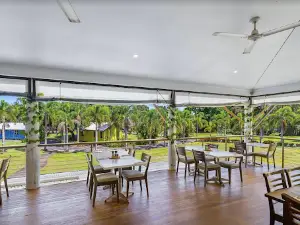 Bali Hai Holiday Park Mission Beach